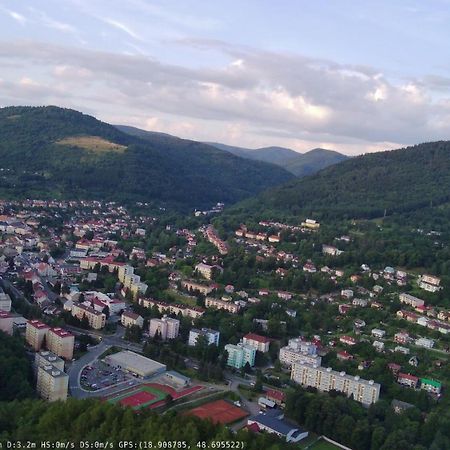 Apartman Pod Fontanou Кремниця Екстер'єр фото